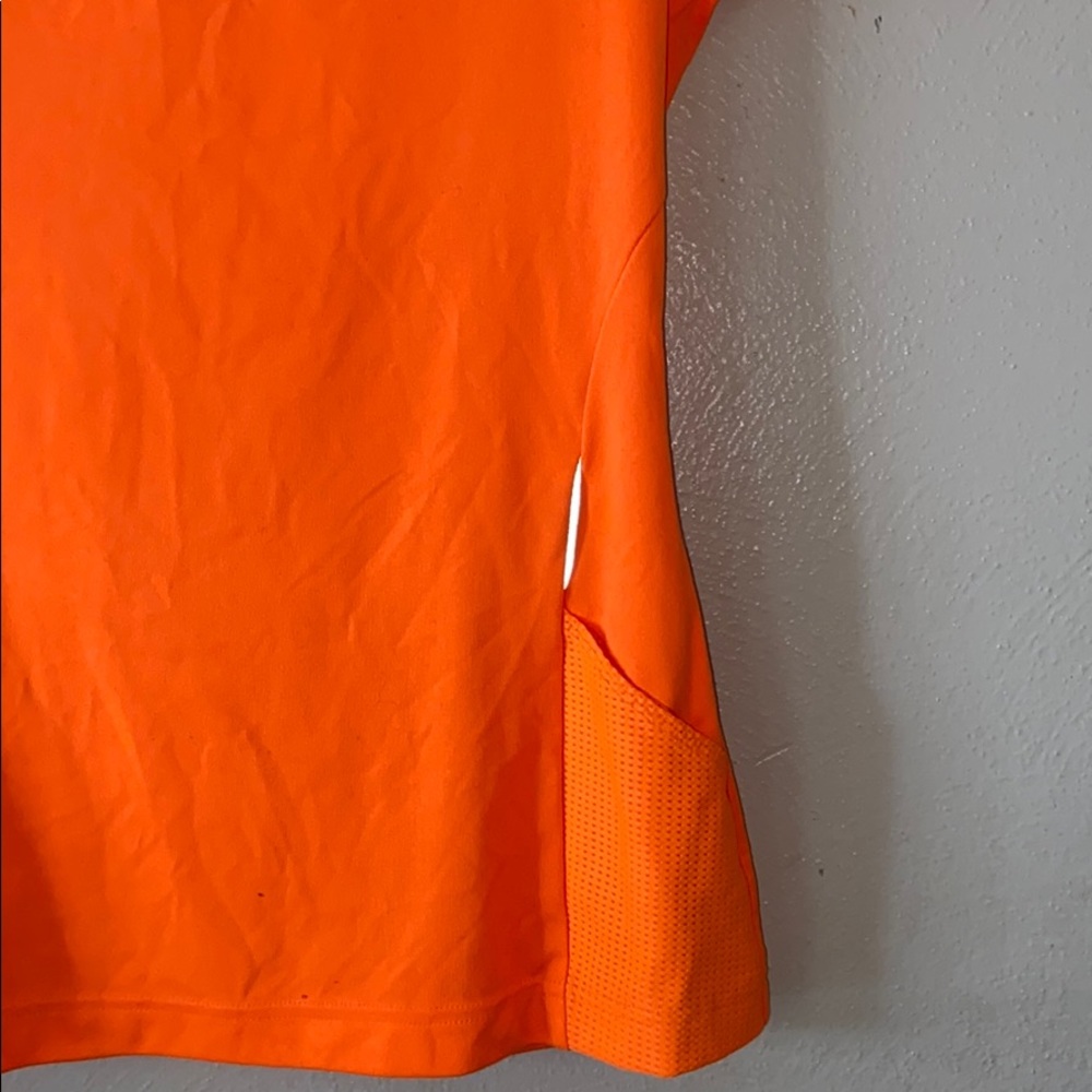 Fila top - Picture 7 of 8